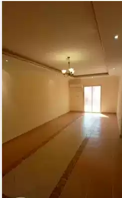yerleşim Hazır Mülk 2 yatak odası U/F Apartman  satılık içinde Al Sadd , Doha #7325 - 1  image 